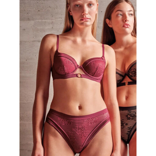 Gisela 10145