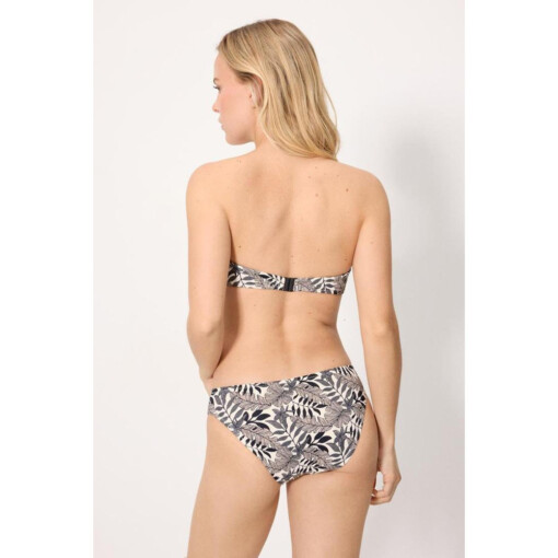 Alternative view of YSABEL MORA 83341