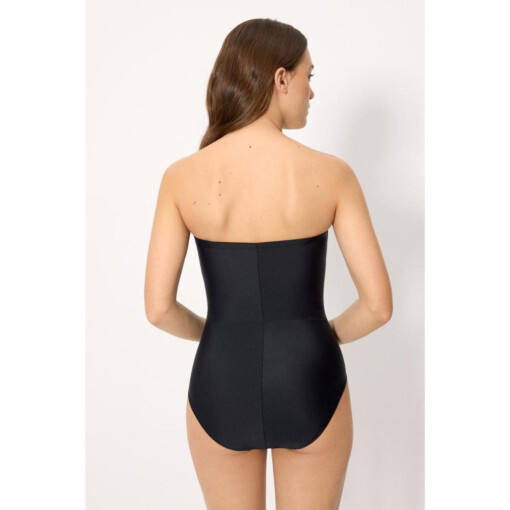 Alternative view of YSABEL MORA 83349