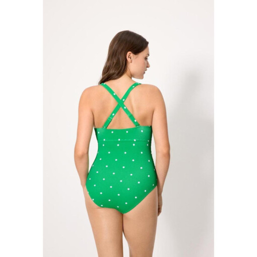 Alternative view of YSABEL MORA 83423