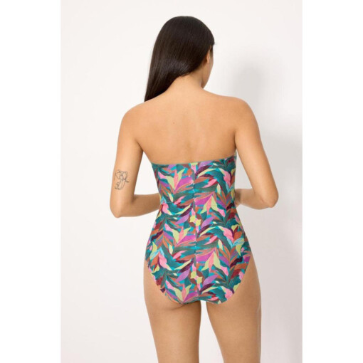 Alternative view of YSABEL MORA 83436