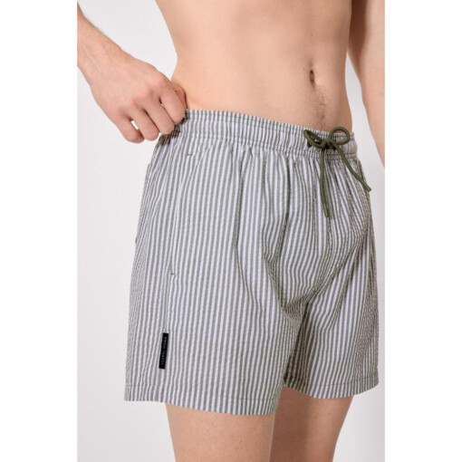 Alternative view of YSABEL MORA 90381