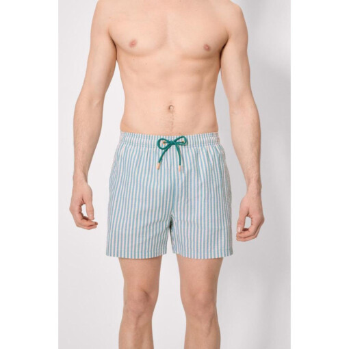 Alternative view of YSABEL MORA 90382